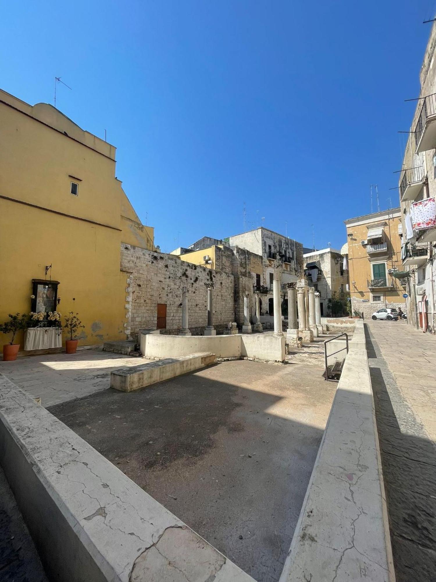 Rosas Guest House - La Cementina Bari Eksteriør billede
