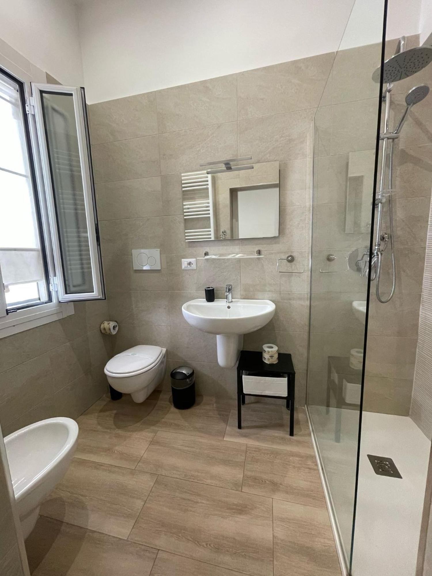 Rosas Guest House - La Cementina Bari Eksteriør billede